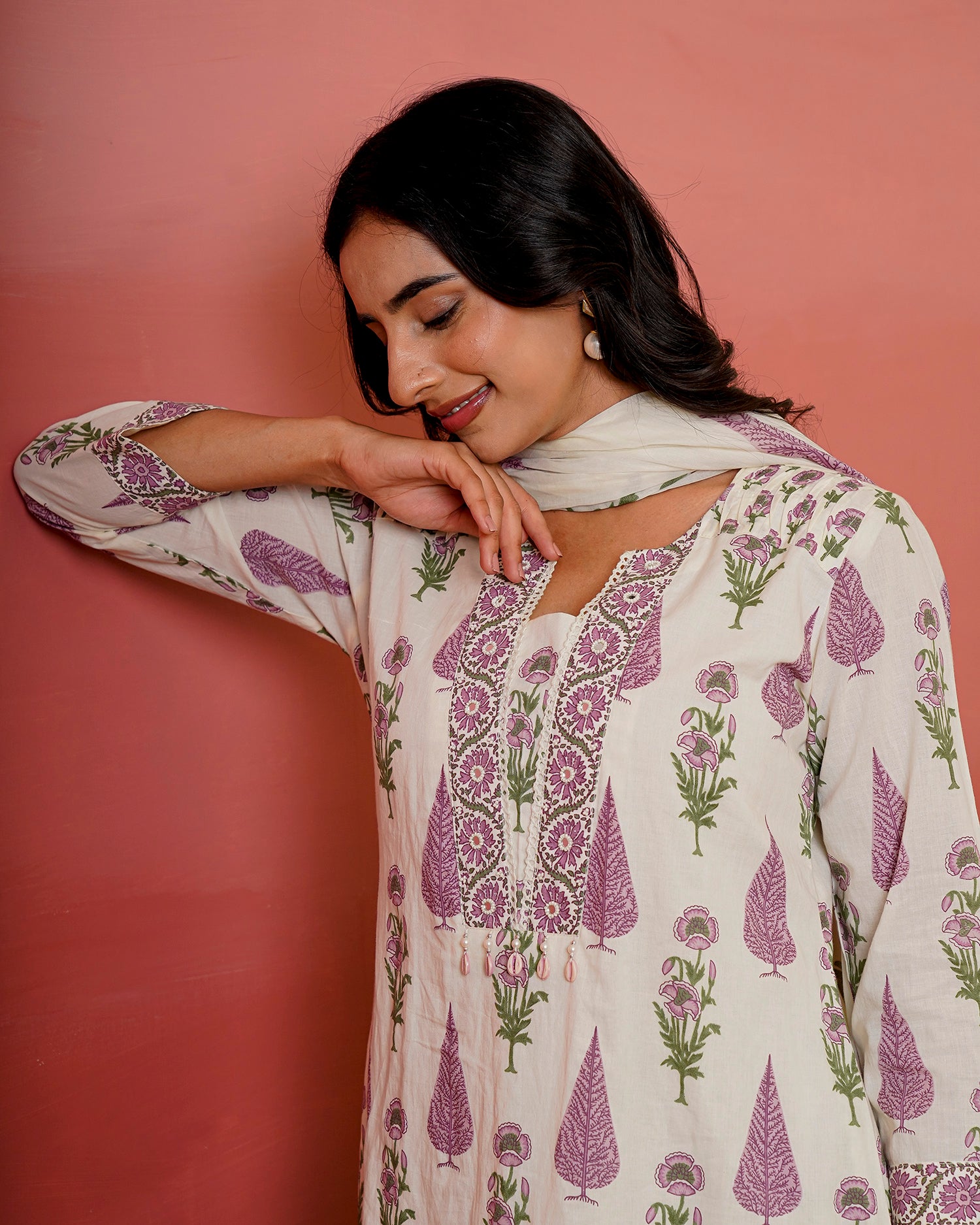 Mauve Phoolkari Booti Suit Set
