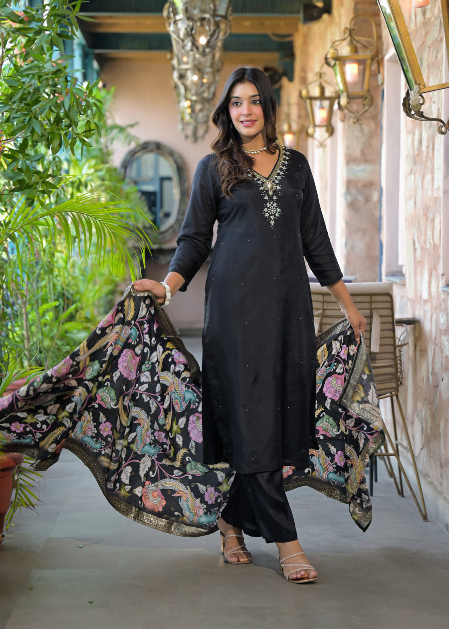 Black kalamkaari sui set