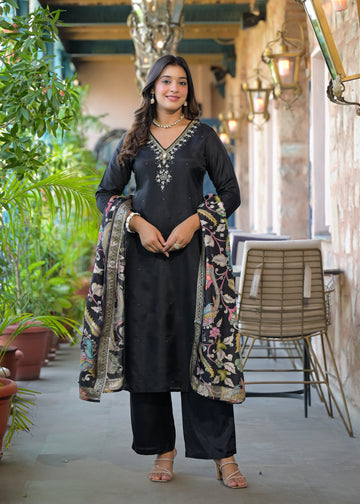 Black kalamkaari sui set