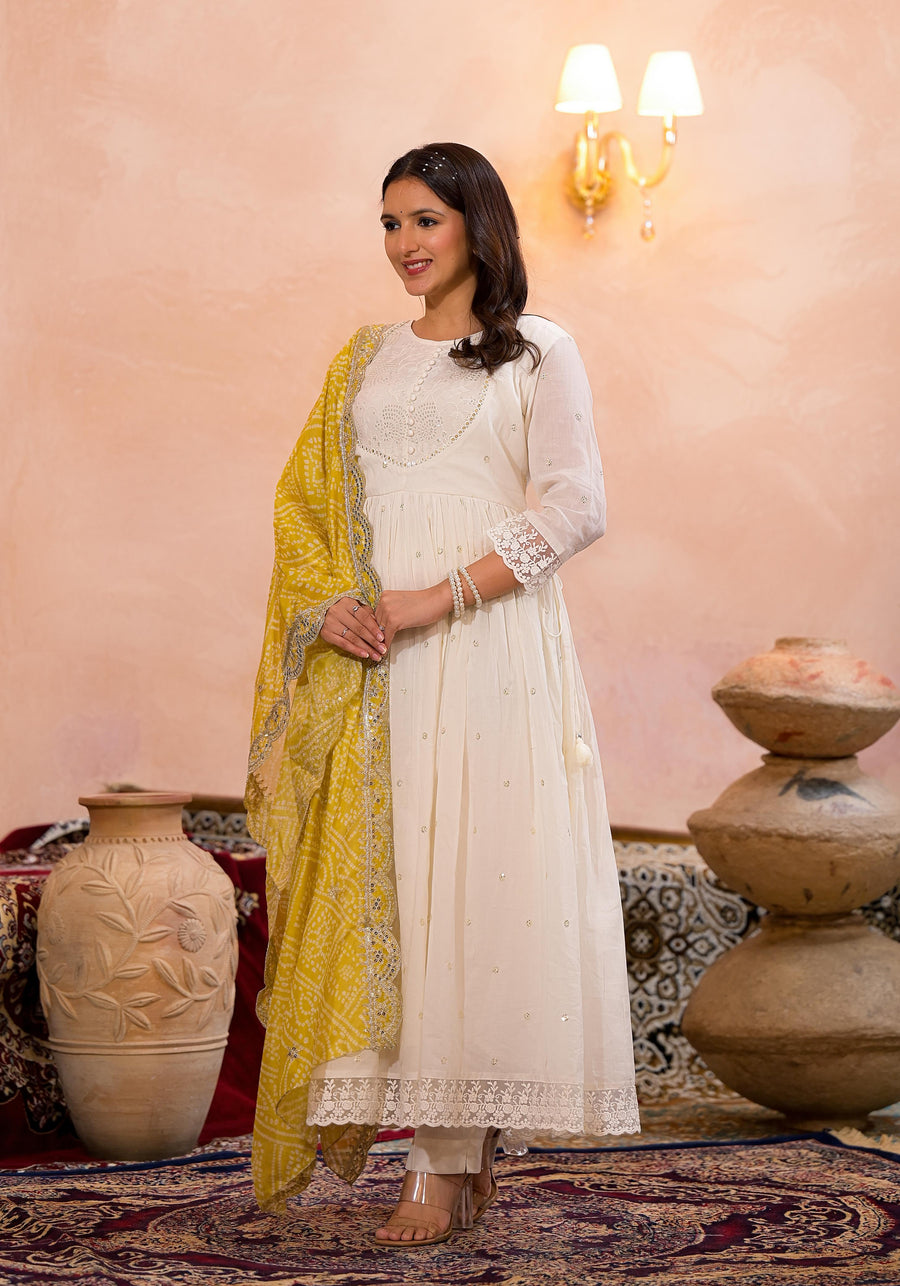 Pearl white bandhej suit set (Mustard)