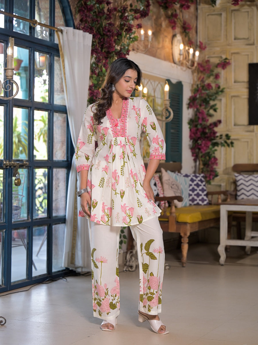 Classy pink floral coord set