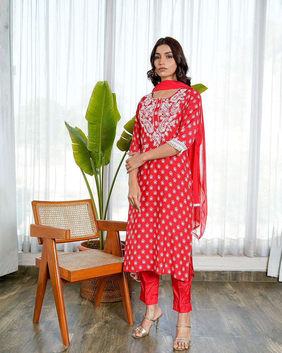 Red floral soothing suit set