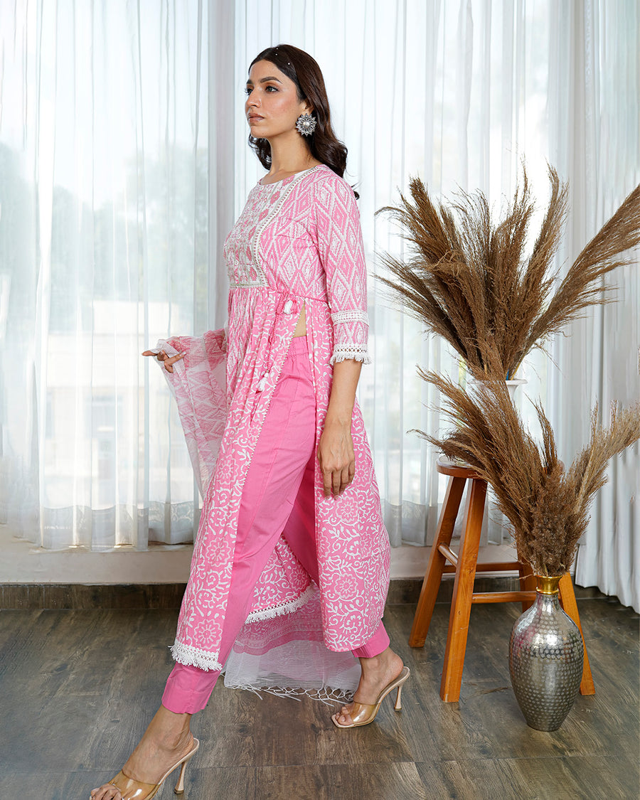 Winsome Pink high-slit suit set