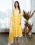 Yellow Misty high-slit suit set